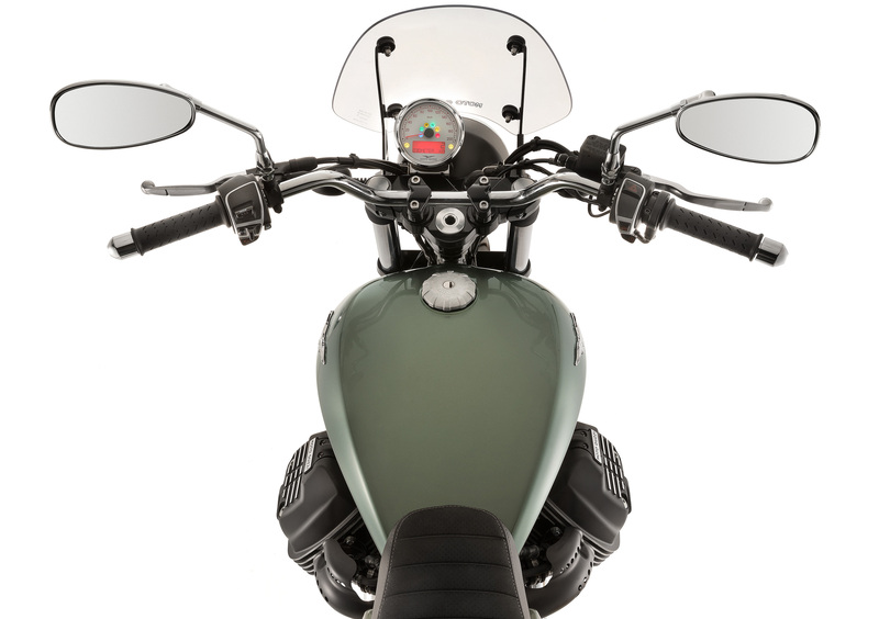 Moto Guzzi V9 V9 Roamer (2018 - 20) (6)