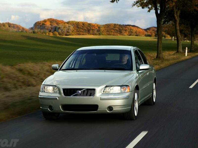 Volvo S60 2.4i 20V cat Bi-Fuel GPL Momentum