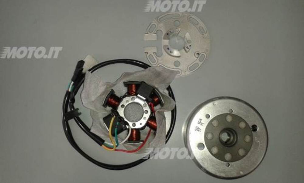 STATORE VOLANO COMPLETO DI MAGNETE + VOLANO PER AP Aprilia