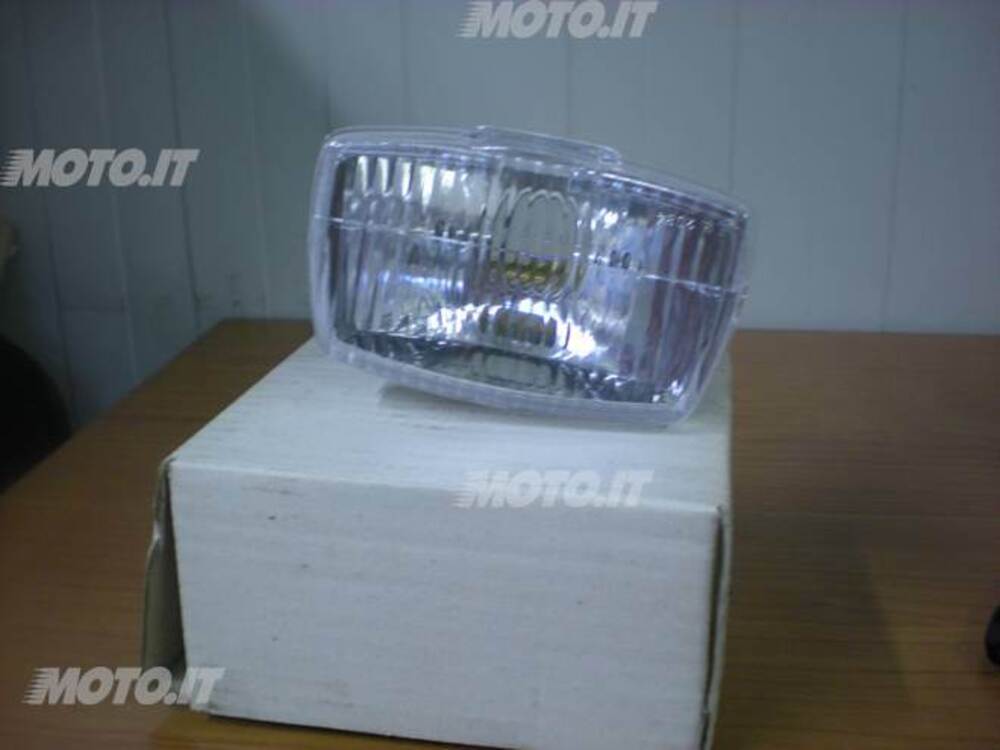 gruppo ottico Peugeot