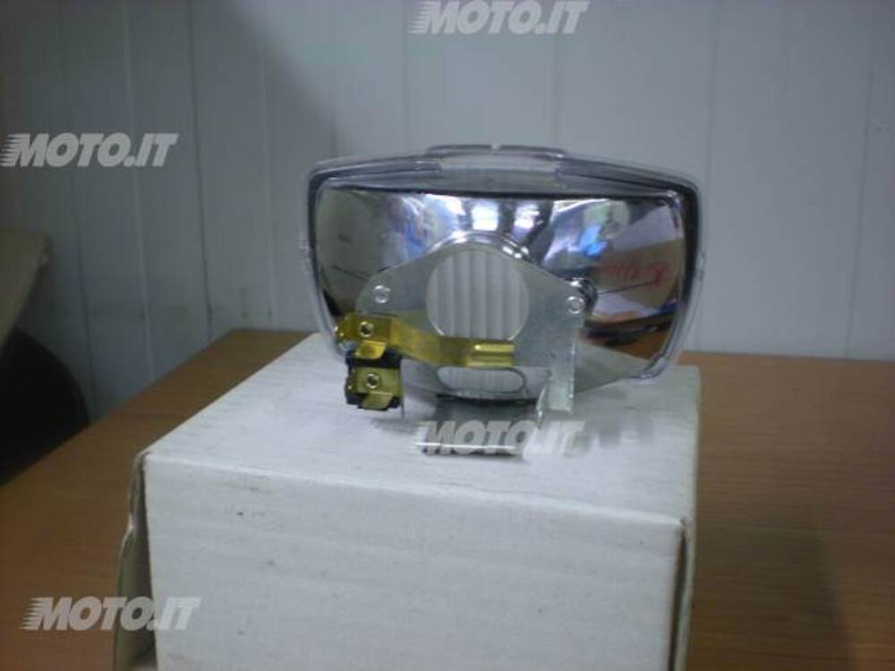 gruppo ottico Peugeot (2)