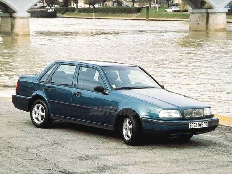 Volvo 460 1.8i cat (1783cc.)