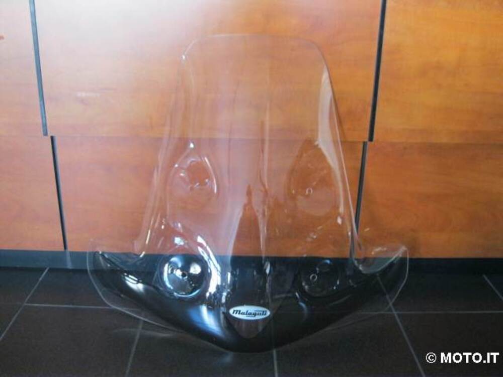 PARABREZZA COMPLETO DI ATTACCHI Malaguti BLOG 125/160