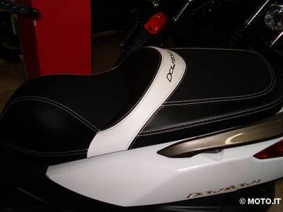 Sella kymco dowtown Kymco dowtown