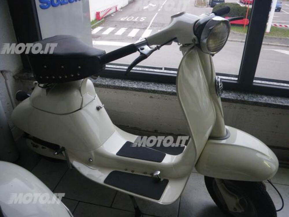 Laverda SCOOTER 4 TEMPI (2)