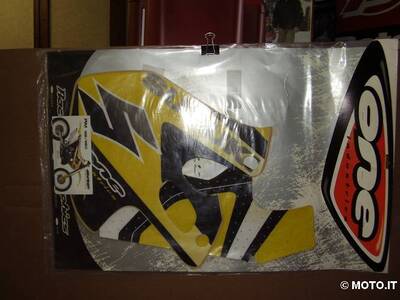 grafiche adesive Suzuki RM 250 96/00