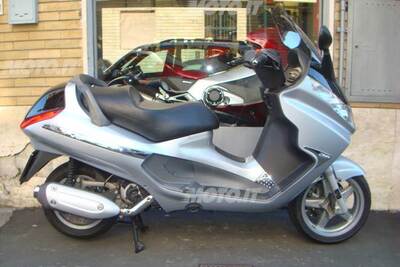 Piaggio X8 200 usata