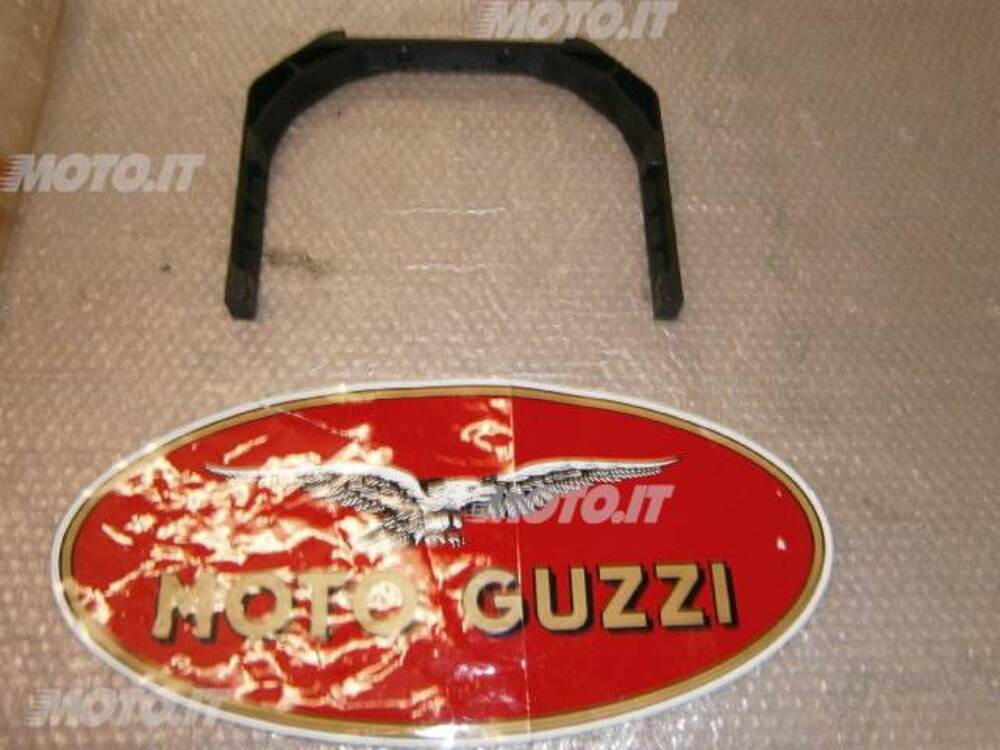 STAFFA Moto Guzzi STAFFA GIUNZIONE BORSE SP 1000