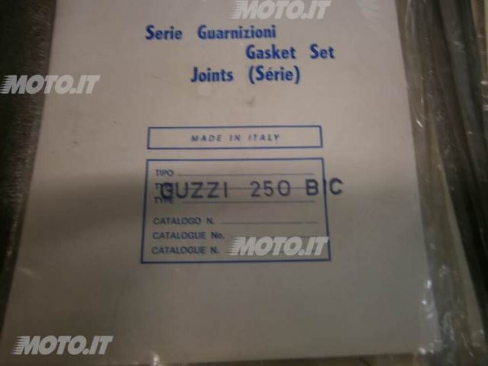 KIT GUARNIZIONI Moto Guzzi GUARNIZIONI MOTORE 250 BICILINDRICO