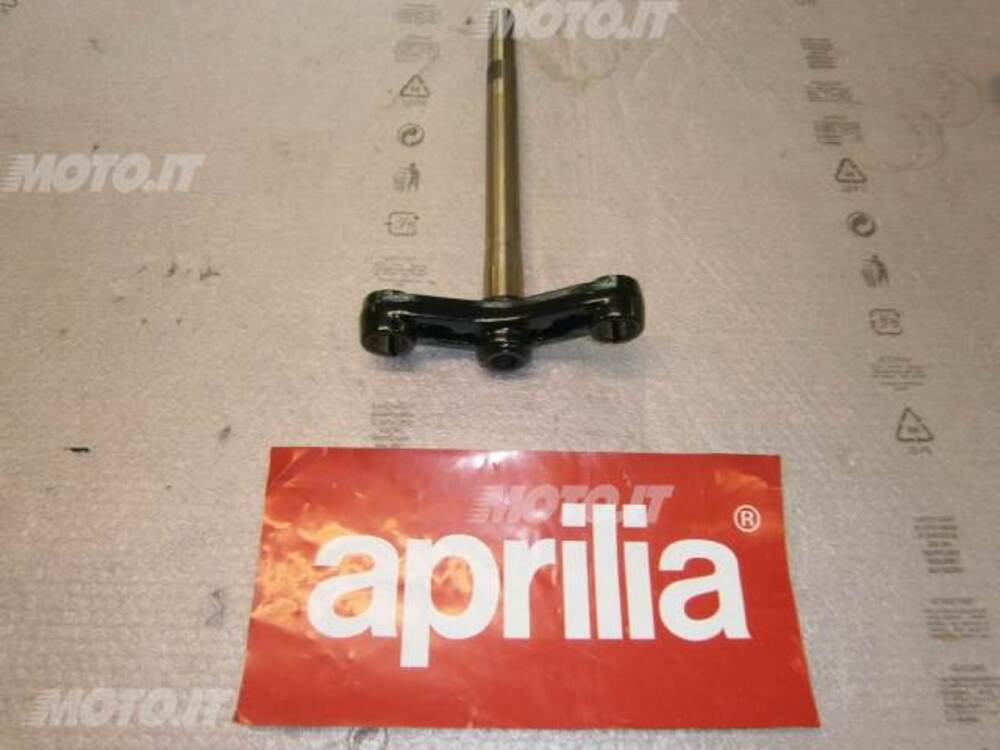 PIASTRA FORCELLA Aprilia PIASTRA INFERIORE FORCELLA SONIC 50
