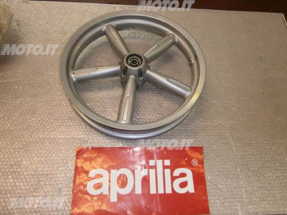 RUOTA Aprilia CERCHIO ANTERIORE SCARABEO 125/150/200 1999/01