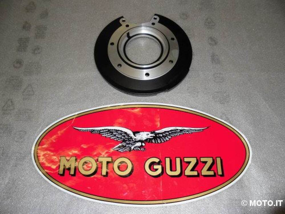 coperchio scatola Moto Guzzi COPERCHIO SCATOLA CARDANO V35-V65 FLORIDA
