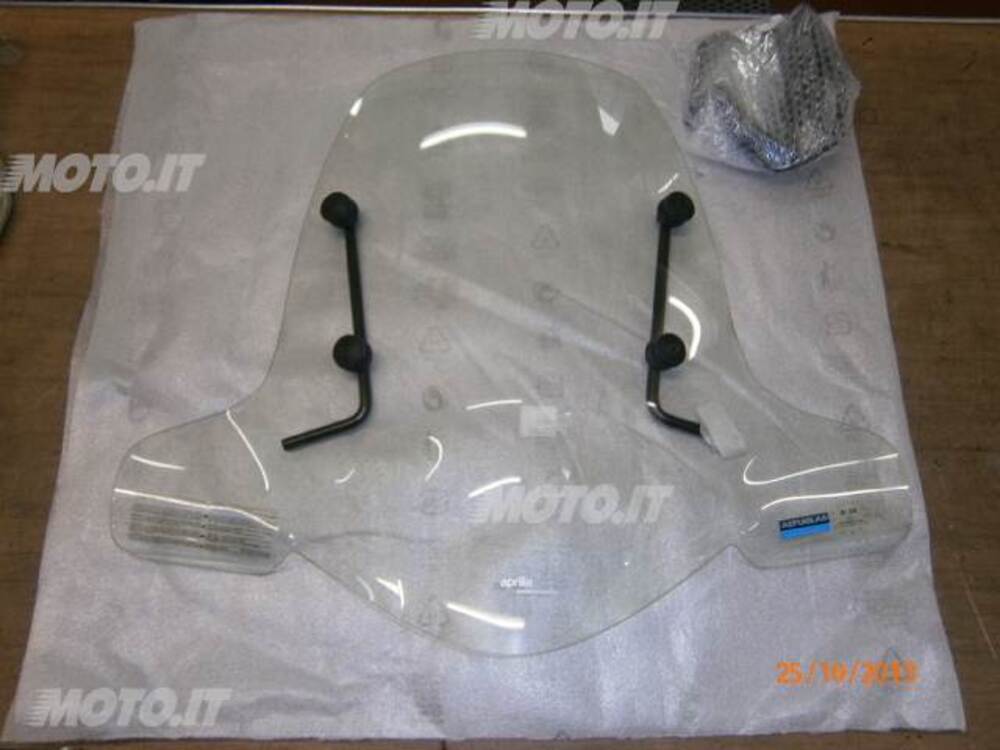 PARABREZZA Aprilia PARABREZZA LEONARDO 125/150 ST 2001/04 ORIGINALE