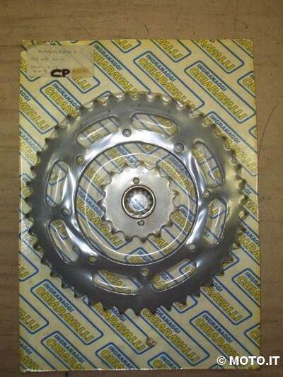 kit corona pignone kawasaki CORONA-PIGNONE KLR 600 1984