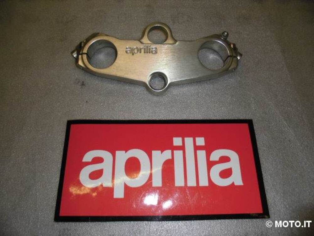 PIASTRA FORCELLA SUPERIORE Aprilia PIASTRA FORCELLA RS 125 1992/95 SUPERIORE