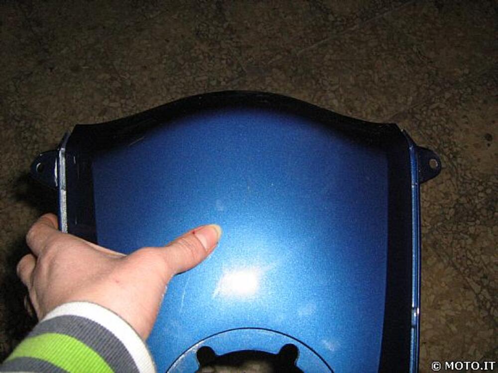 vendo carena copri serbatoio centrale originale bm BMW R 1100 RT (1995 - 01) (2)