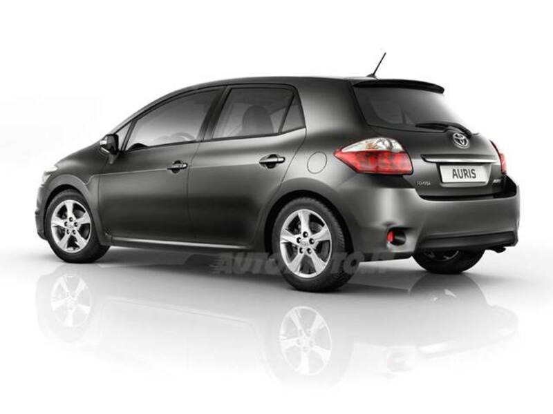 Toyota Auris 1.4 D-4D M-MT 5 porte Active