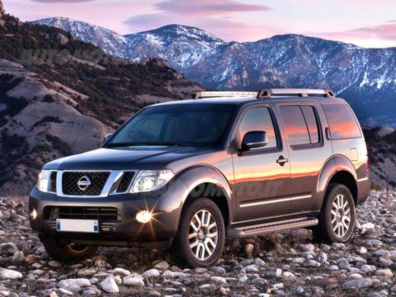 Nissan Pathfinder 2.5 dCi LE