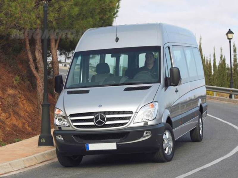 Mercedes-Benz Sprinter K37/35 324 TN Kombi