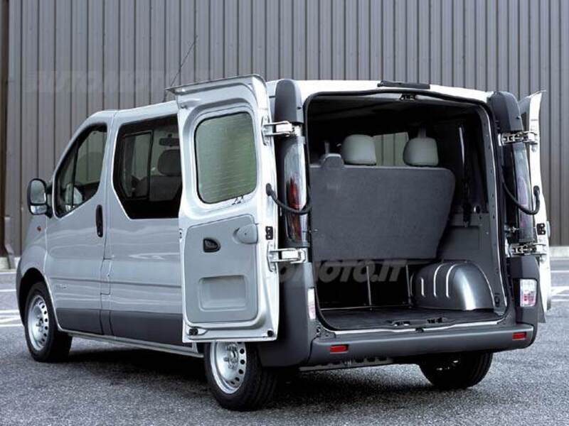 Nissan Primastar Furgone C27 2.5 dCi/140 PC Combi L