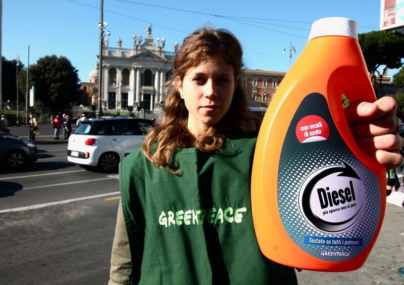 Greenpeace, il Diesel? &laquo;Una minaccia per i polmoni&raquo;