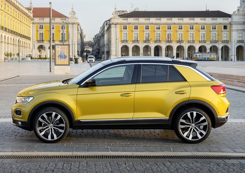 Volkswagen T-Roc (2017-->>) (20)
