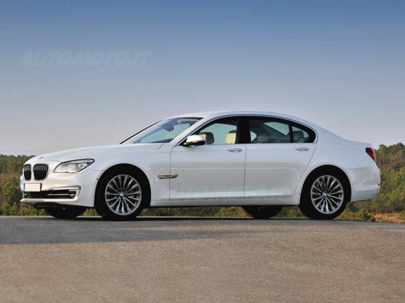 BMW Serie 7 740i Eletta 