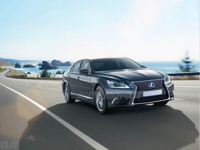 Lexus LS Hybrid