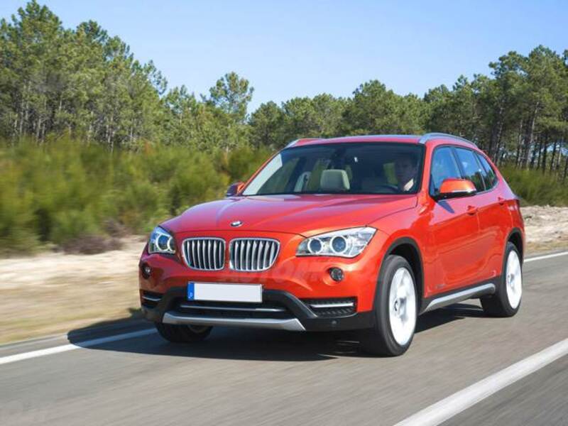 BMW X1 sDrive18i Sport Line 