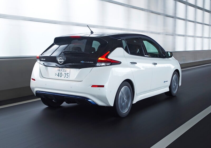 Nissan Leaf (2017-->>) (24)