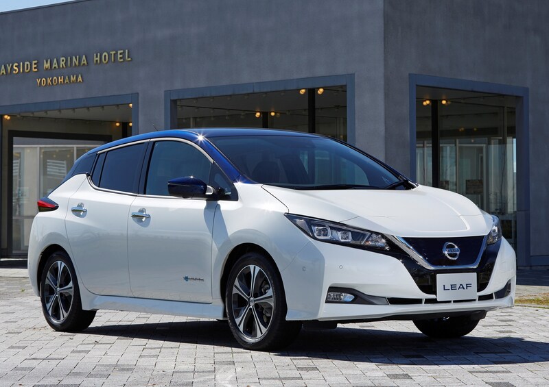 Nissan Leaf (2017-->>) (22)