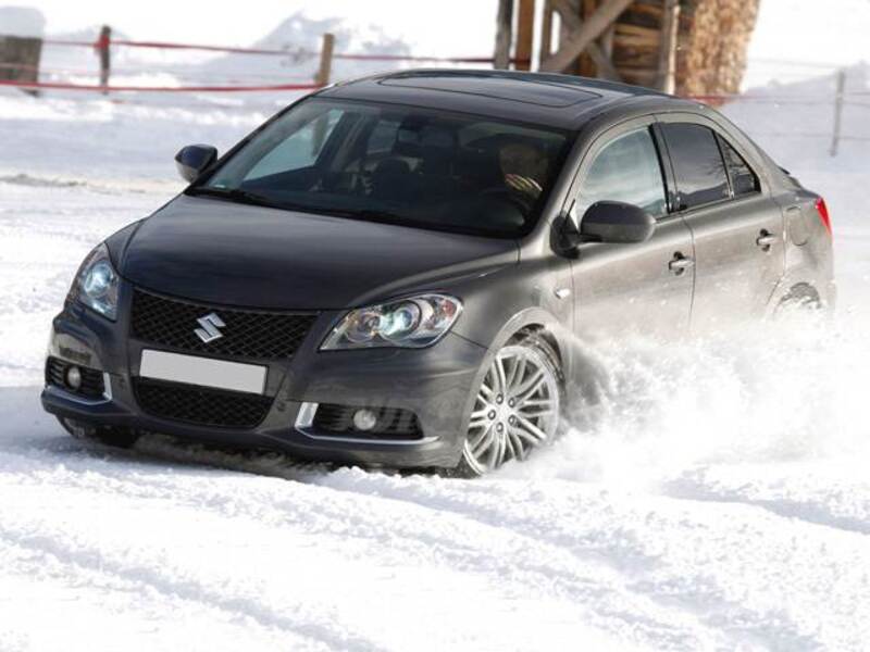 Suzuki Kizashi 2.4 CVT 4WD Sport