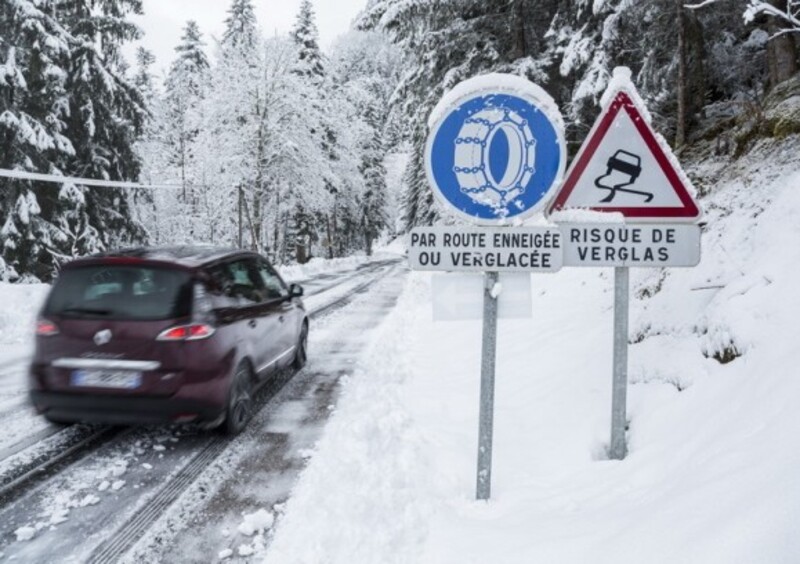 Gomme invernali: gli obblighi all&#039;estero