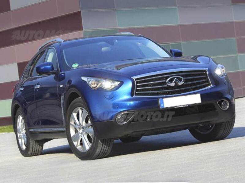 Infiniti QX70 3.0 diesel V6 AT GT