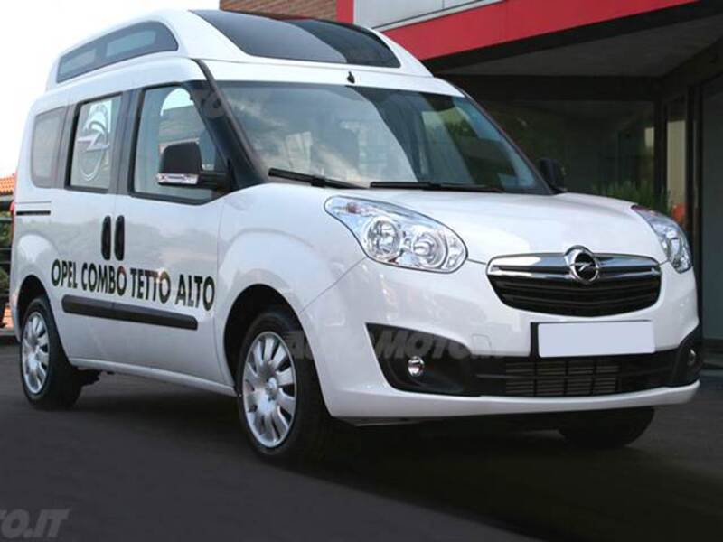 Opel Combo Tour CDTi 120CV PC-TA Cosmo