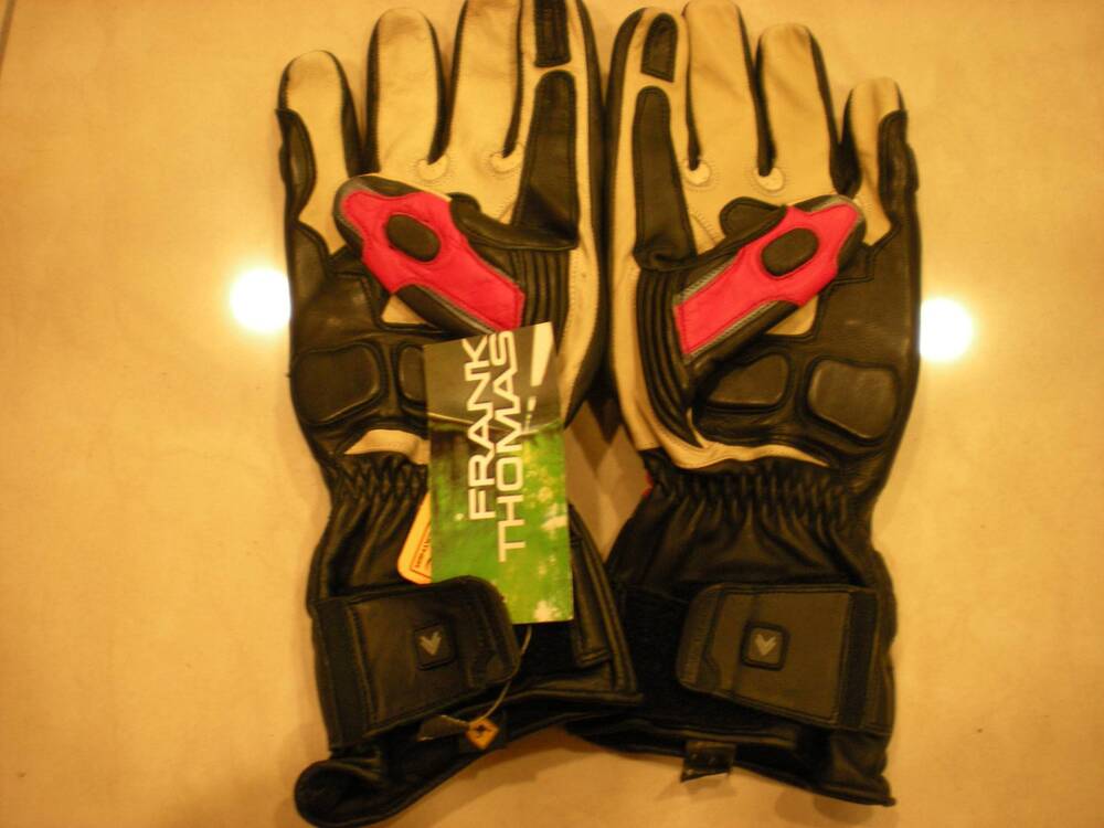 Guanti STrike Frank Thomas (2)