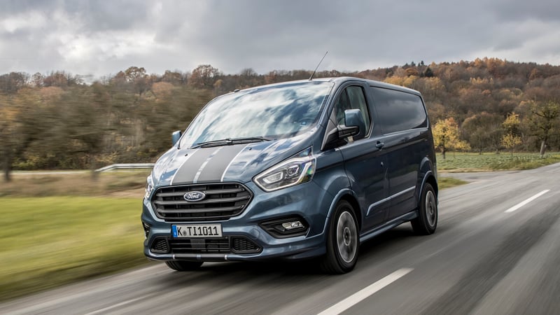 Ford Transit, prova del DNA con 400 kg [Video]