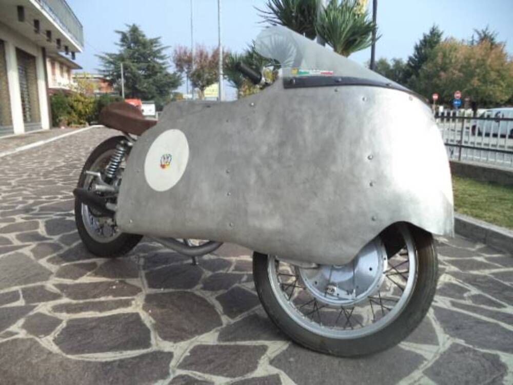 Moto Guzzi 500 CARENA CAMPANA (2)