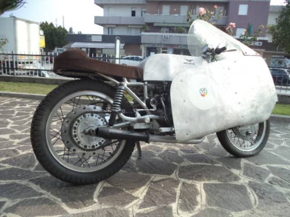 Moto Guzzi 500 CARENA CAMPANA (3)