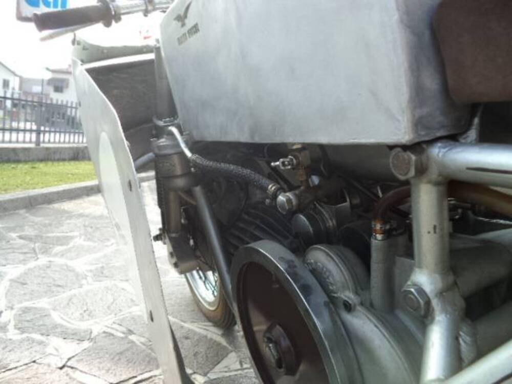 Moto Guzzi 500 CARENA CAMPANA (9)