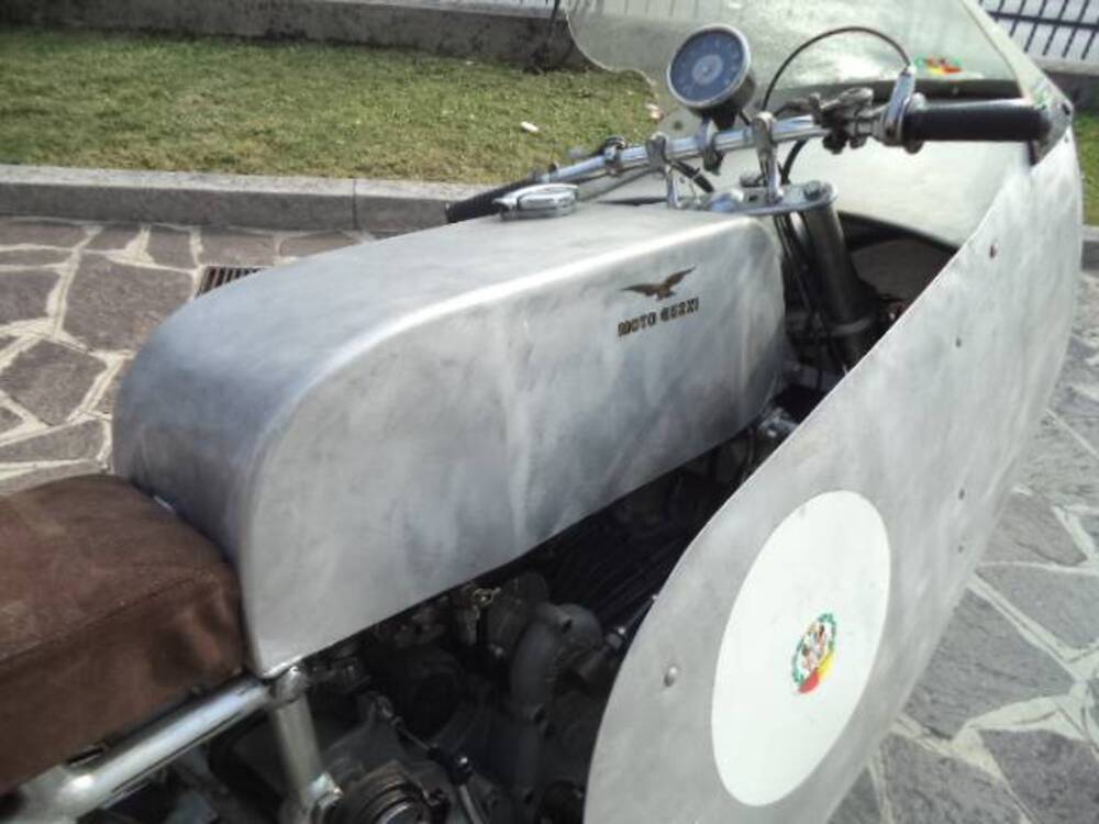 Moto Guzzi 500 CARENA CAMPANA (12)