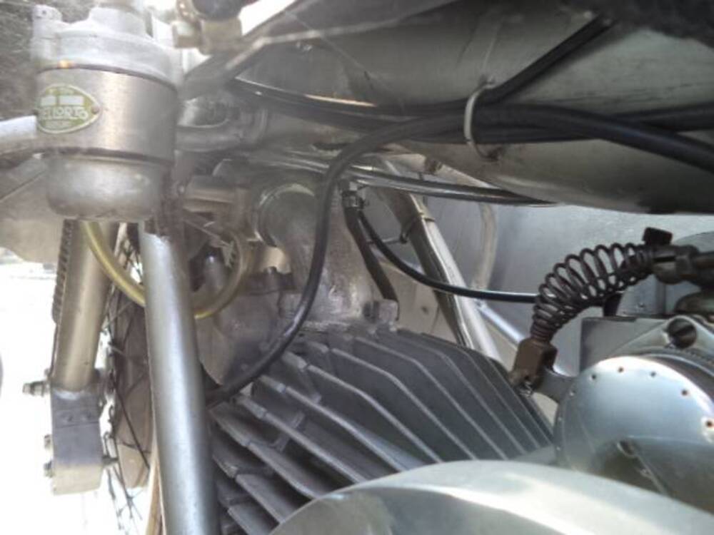 Moto Guzzi 500 CARENA CAMPANA (14)