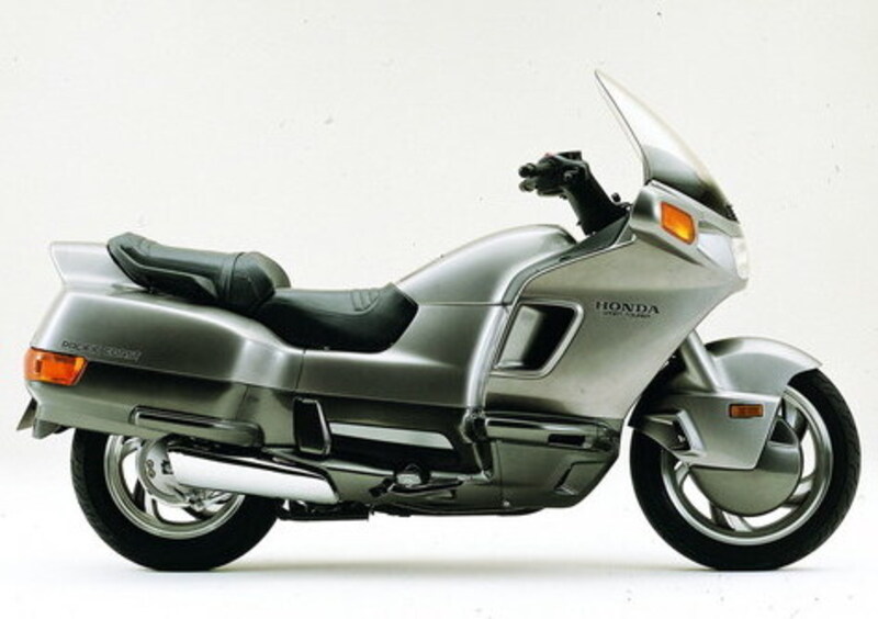 Honda PC 800 PC 800 (2)