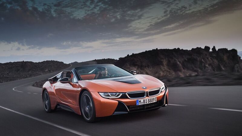 BMW i8 Roadster, l&#039;ibrida ora &egrave; scoperta