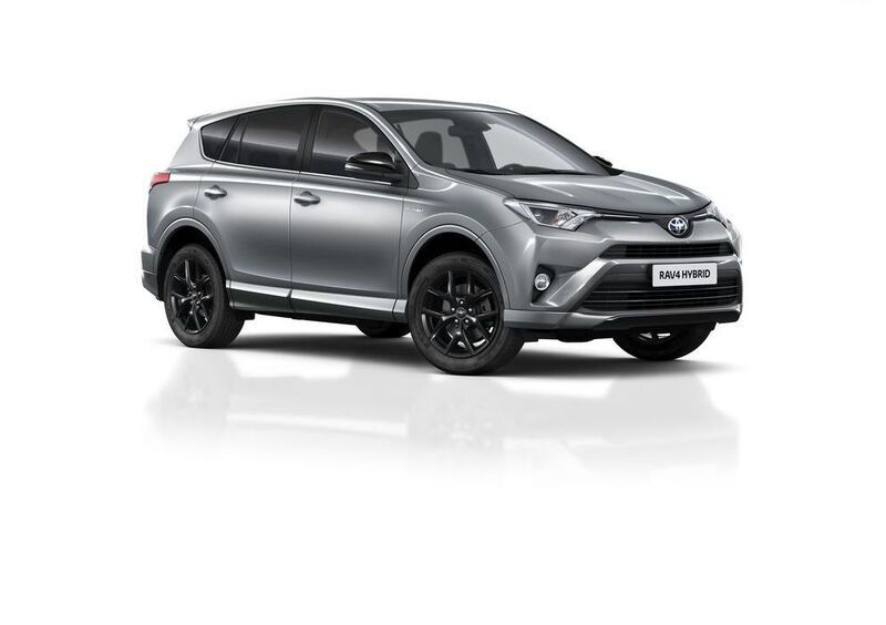 Toyota RAV4 Hybrid, le novit&agrave; del model year 2018