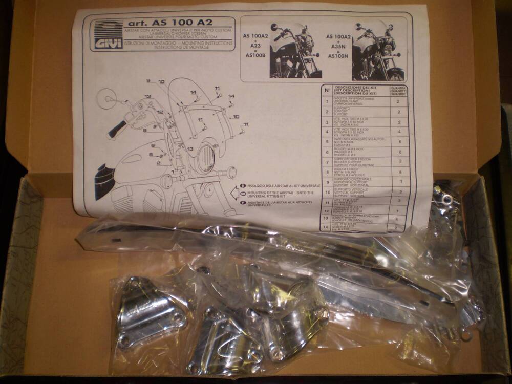 Supporti parabrezza givi per custom