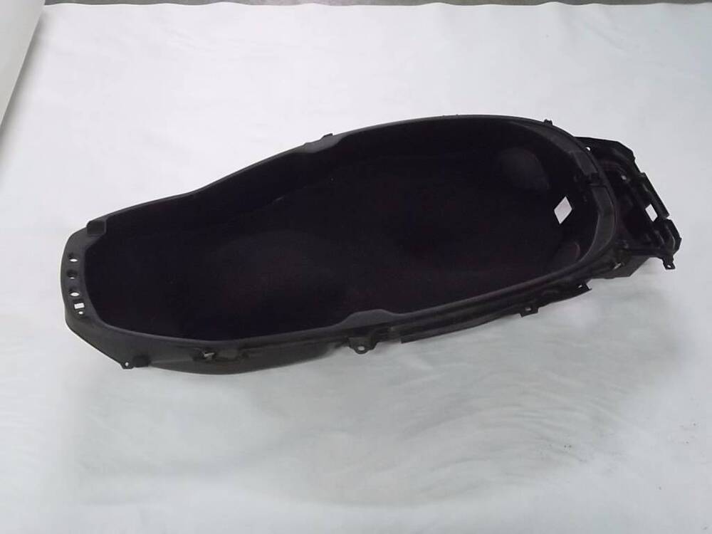 VANO SOTTO SELLA Piaggio X10