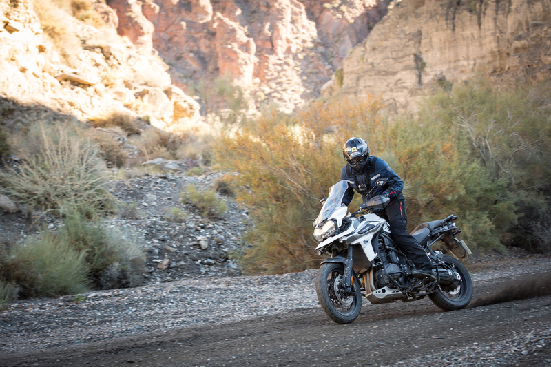 Triumph Tiger 1200 XC e XR 2018 TEST: dotazione elettronica super