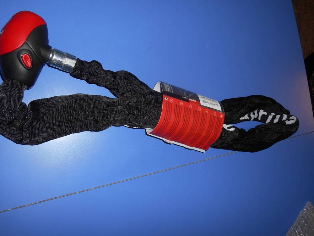 IRON GUARD 8-120 Aprilia CATENA ANTIFURTO (2)