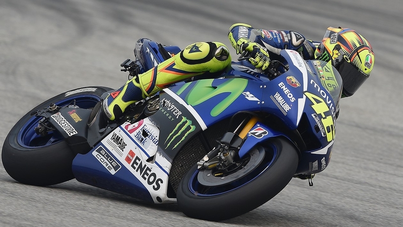 MotoGP, Sepang 2015. Rossi: "Buon inizio: passo simile a Lorenzo"